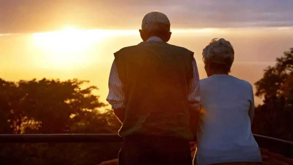  面对账单焦虑，如何理性看待AI模型算力消耗的本质逻辑？ 情感心理