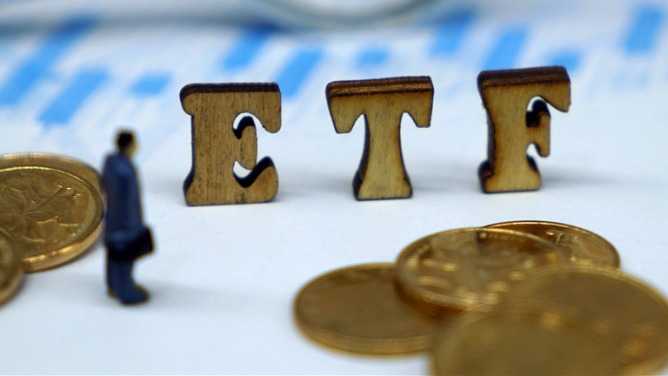  增长背后的隐忧与机遇：透视苹果财报中的供应链逻辑与AI战略 IT技术