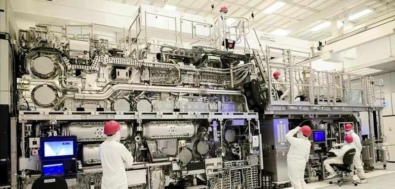  【技术深度】从产业链拆解到生态重构：国产光刻机破局的底层逻辑与实战路径 IT技术