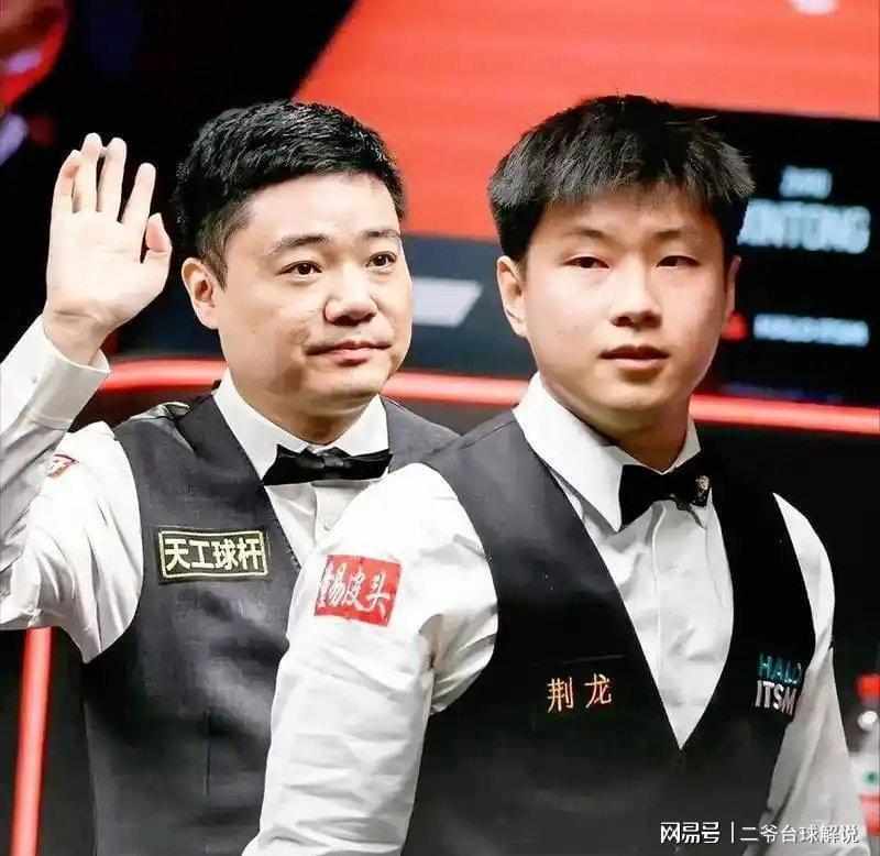  【技术解构】周跃龙八连胜逆转密码：数据复盘2026世锦赛资格赛关键战役 体育新闻