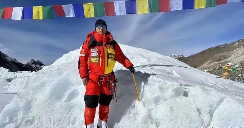  珠峰8450米生死抉择：两位湖南登山者的极限救援技术复盘 体育新闻