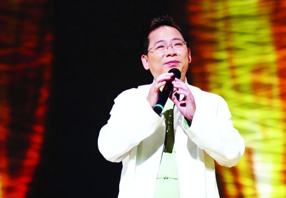  从《我的中国心》到亿元捐款：一位港星四十年的精准公益方法论 文化旅游