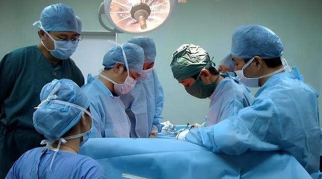  当一辈子治癌的医生自己得了癌：华益慰的生死顿悟 情感心理