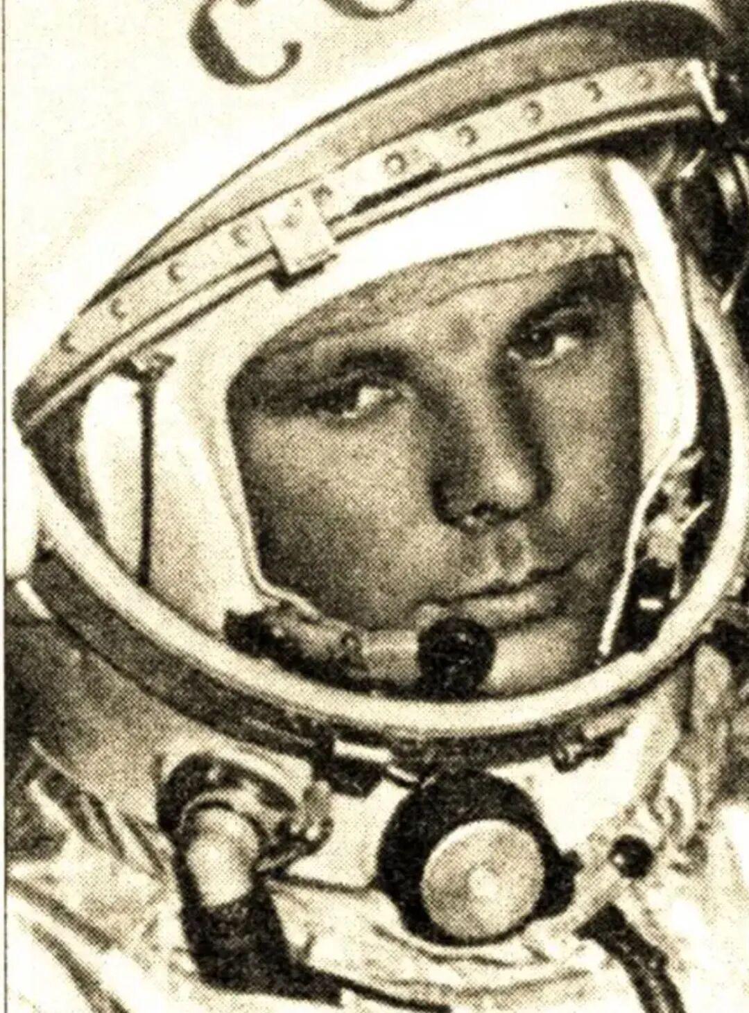  【技术复盘】阿波罗计划：一场用40万人堆出来的政治豪赌 新闻