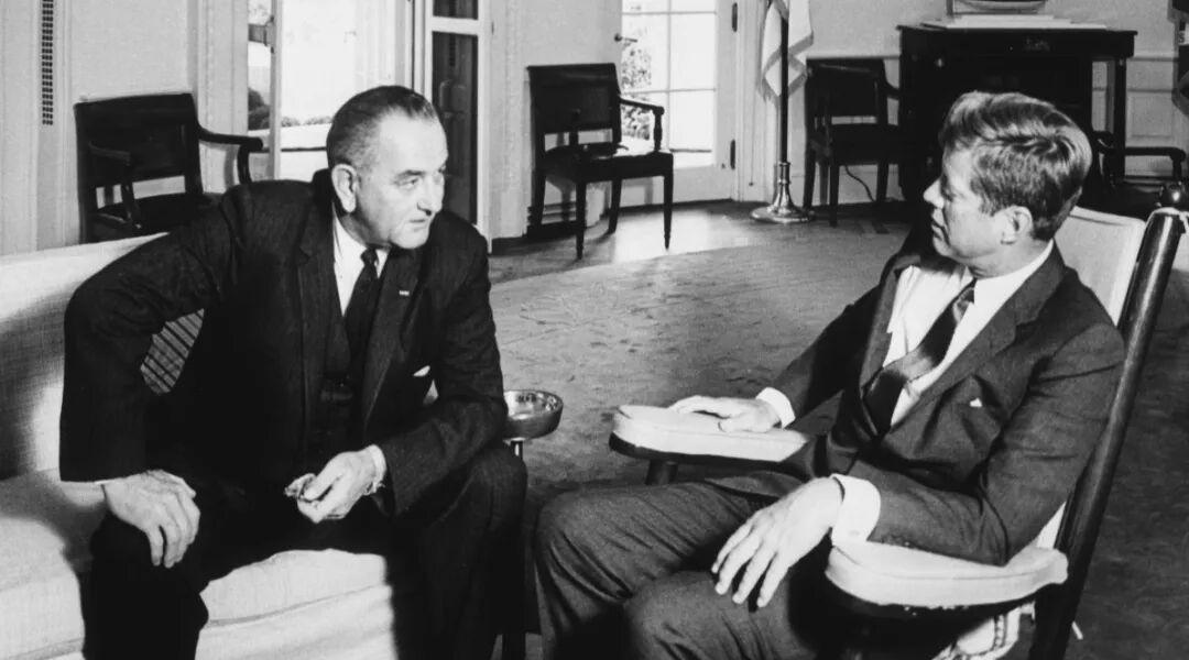  【技术复盘】阿波罗计划：一场用40万人堆出来的政治豪赌 新闻