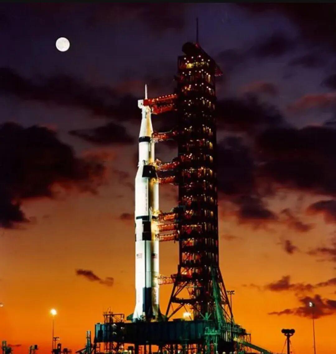  【技术复盘】阿波罗计划：一场用40万人堆出来的政治豪赌 新闻